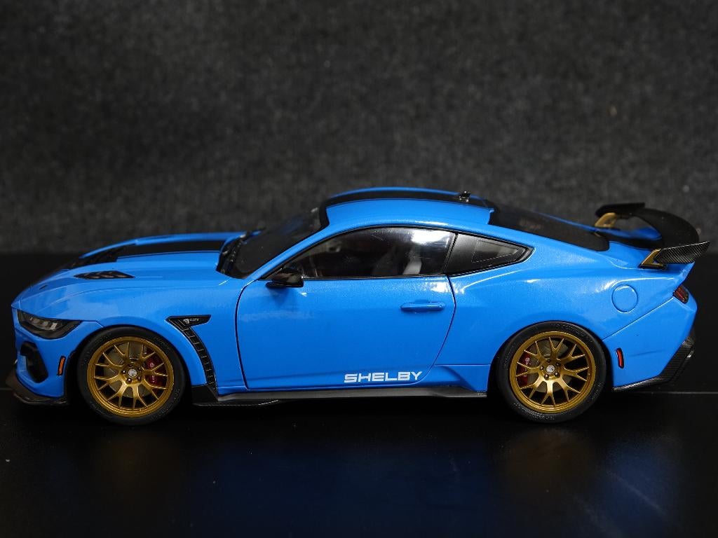 Solido 1:18 2025 Ford Mustang Shelby Super Snake blauw, Hobby en Vrije tijd, Modelauto's | 1:18, Solido, Auto, Solido, Onbekend