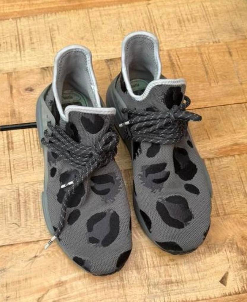 Adidas pharrell williams gympen maat 41,5, Ophalen of Verzenden, Zo goed als nieuw, Sneakers of Gympen