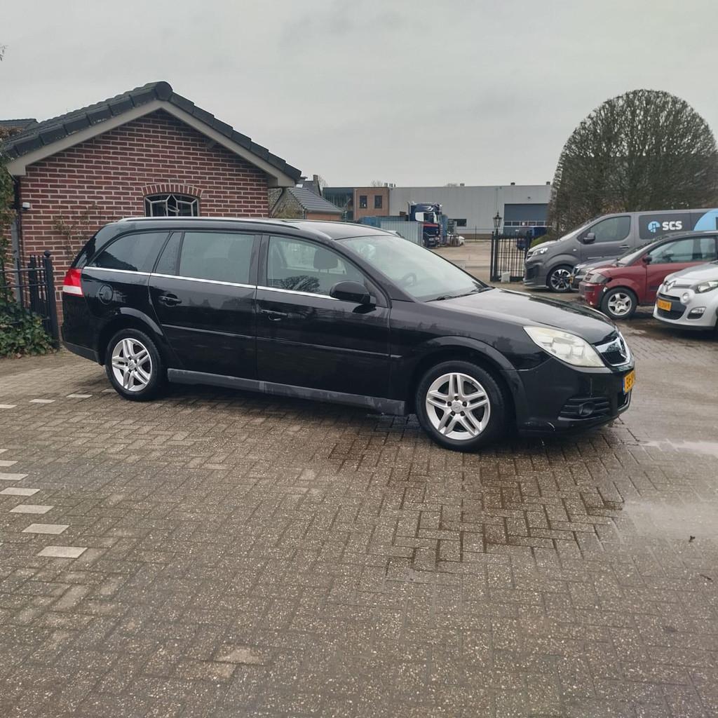 Opel Vectra Wagon 1.8-16V Temptation, Auto's, Gebruikt, 4 cilinders, Origineel Nederlands, Handgeschakeld