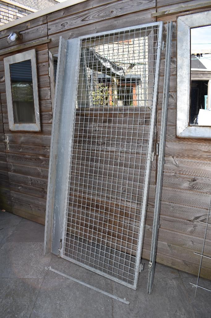 gegalvaniseerde katten/ kenneldeur hoog 212 cm breed 98 cm, Ophalen, Zo goed als nieuw, 75 tot 110 cm, 100 cm of meer