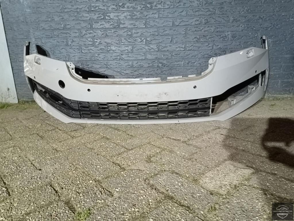 Skoda SuperB 3 Facelift 19-23 Voorbumper Bumper 4xPDC KLS Or, Skoda, Bumper, Skoda Auto a.s., Gebruikt