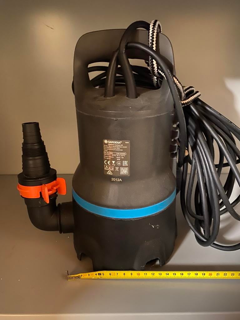 Gardena dompelpomp, Tuin en Terras, Waterpompen, Ophalen, Zo goed als nieuw, Dompelpomp