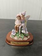 Fairy Tales by Leonardo beeldje - The Leonardo Collection, Verzamelen, Beelden en Beeldjes, Ophalen of Verzenden, Zo goed als nieuw