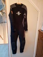 Duikpak en schoenen, Ophalen, Zo goed als nieuw