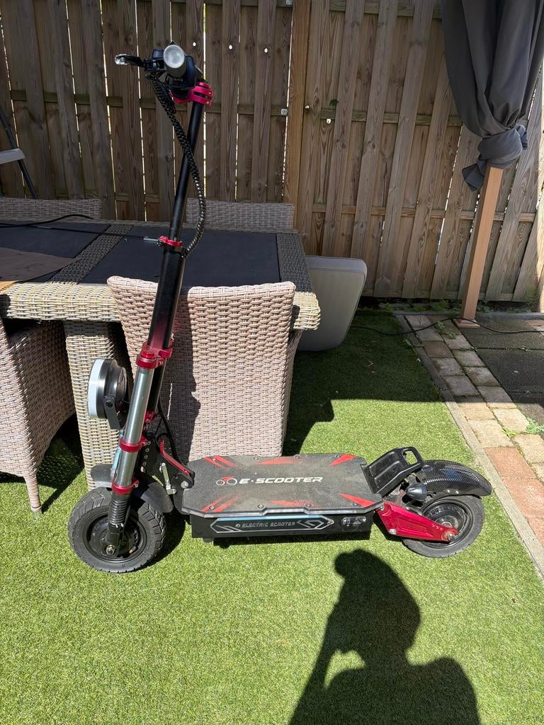 Snelle e step 85+km/h, Fietsen en Brommers, Steps, Ophalen, Zo goed als nieuw, Elektrische step (E-scooter)