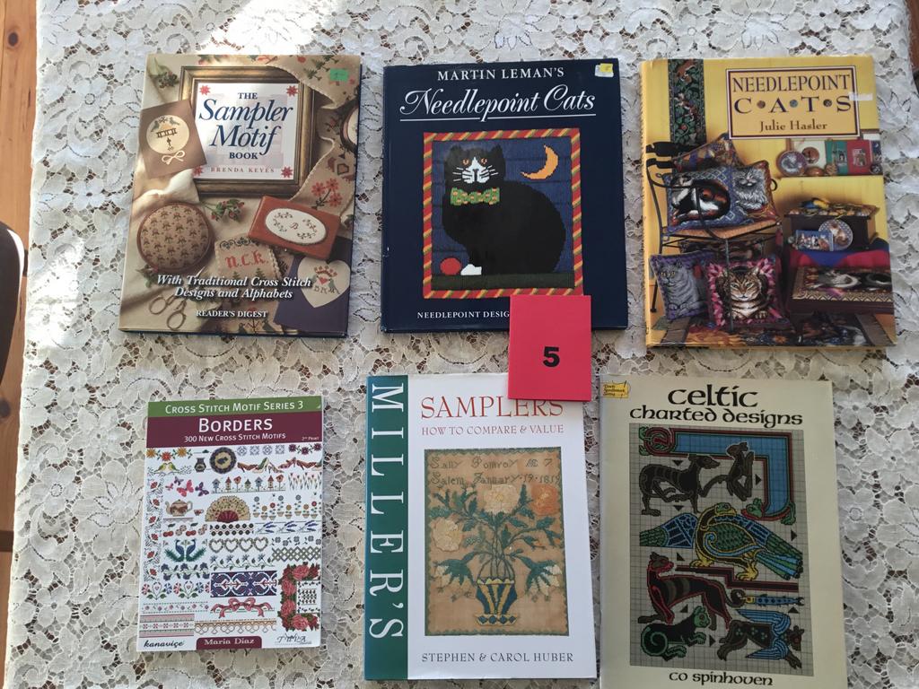 Serie 5 engelse handwerk/borduur boeken, Ophalen of Verzenden, Zo goed als nieuw, Patroon