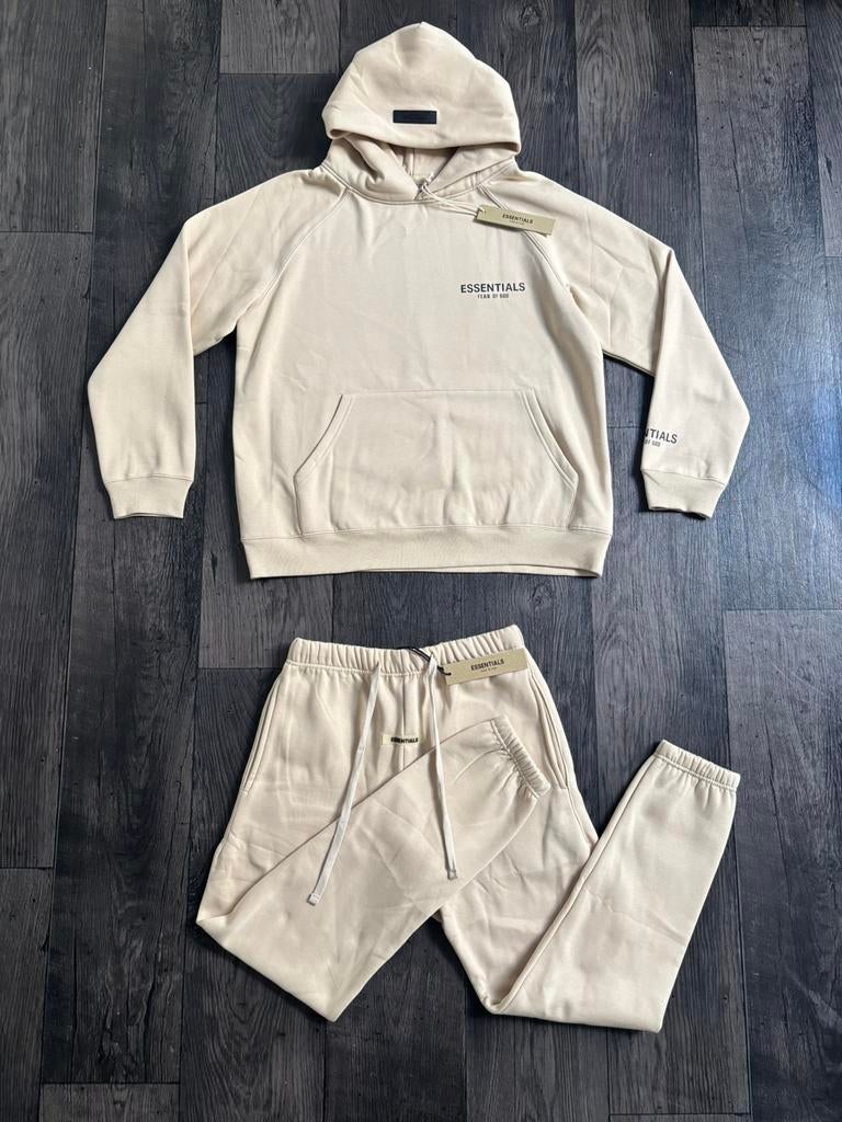 Officieel essentials pak, Kleding | Dames, Huispakken, Nieuw, Maat 38/40 (M), Beige, Verzenden