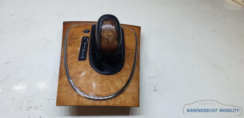 Mercedes W211 S211 E Klasse Elegance pook knop pookknop A211