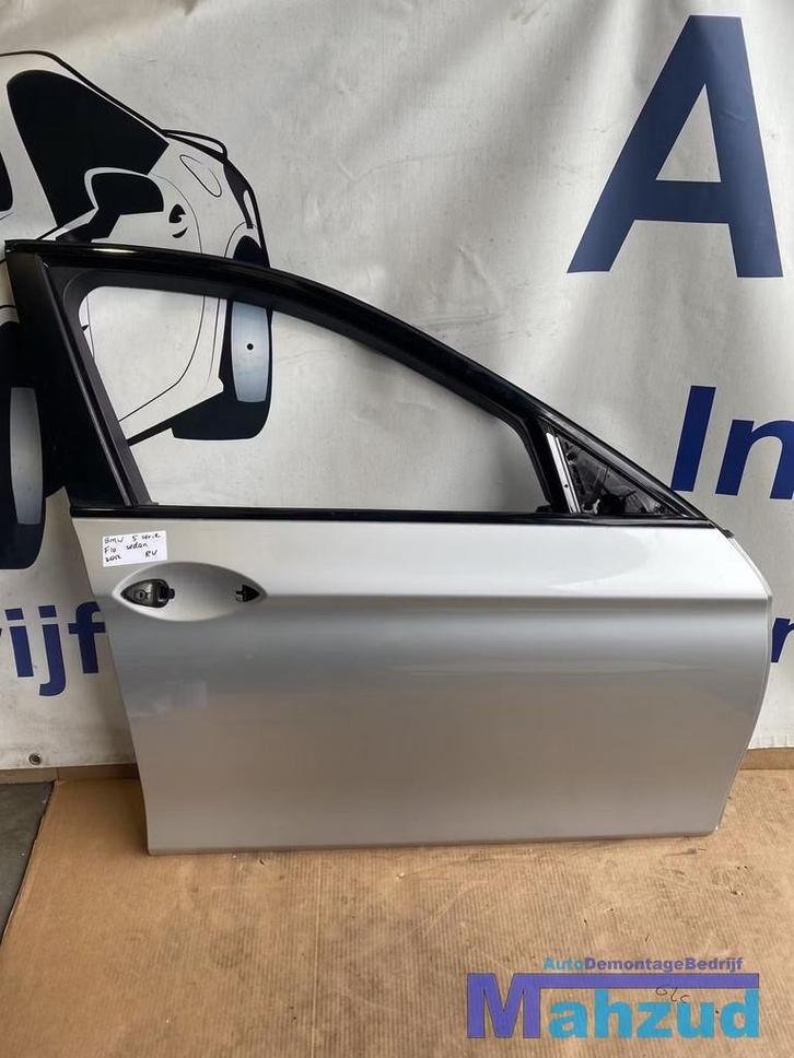 BMW 5 SERIE F10 Grijs rechts voor deur portier 2009-2016, Auto-onderdelen, Carrosserie en Plaatwerk, Deur, BMW, Voor, Rechts, Gebruikt