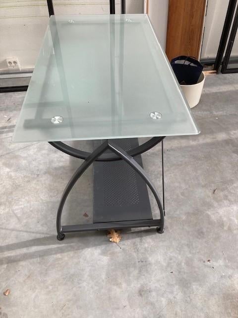 computer tafel, Ophalen, Gebruikt, Glas, 70 tot 120 cm