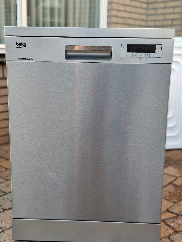 Beko vaatwasser, Witgoed en Apparatuur, Vaatwasmachines, Ophalen, Gebruikt, 10 tot 14 liter, 85 tot 90 cm