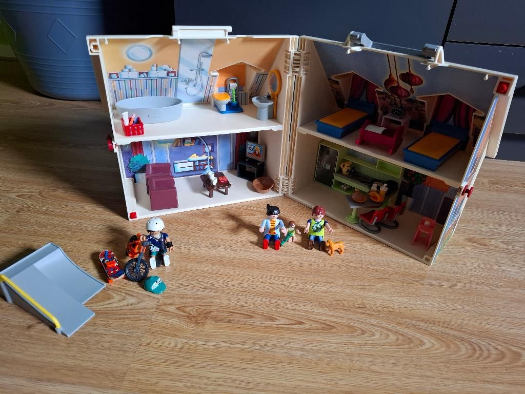 Playmobil huis en skateboard met helling set, Ophalen, Zo goed als nieuw, Complete set