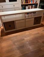 Witte Kallax tv meubel met vier vakken, Gebruikt, 100 tot 150 cm, Ophalen of Verzenden, Minder dan 100 cm