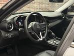 Alfa Romeo Giulia 2.0T Super Leder | Xenon | Automaat | Rijk, Automaat, 745 kg, Achterwielaandrijving, Euro 6