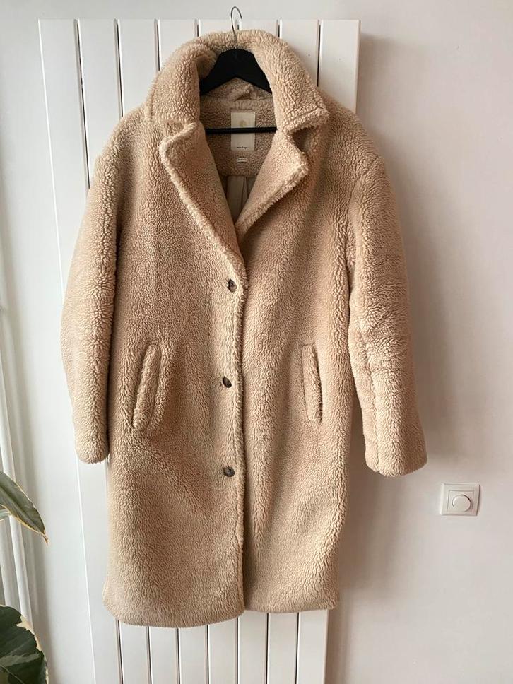 Revelation Teddy Jas Maat M - Zo goed als nieuw, Kleding | Dames, Jassen | Winter, Zo goed als nieuw, Maat 38/40 (M), Beige, Ophalen of Verzenden
