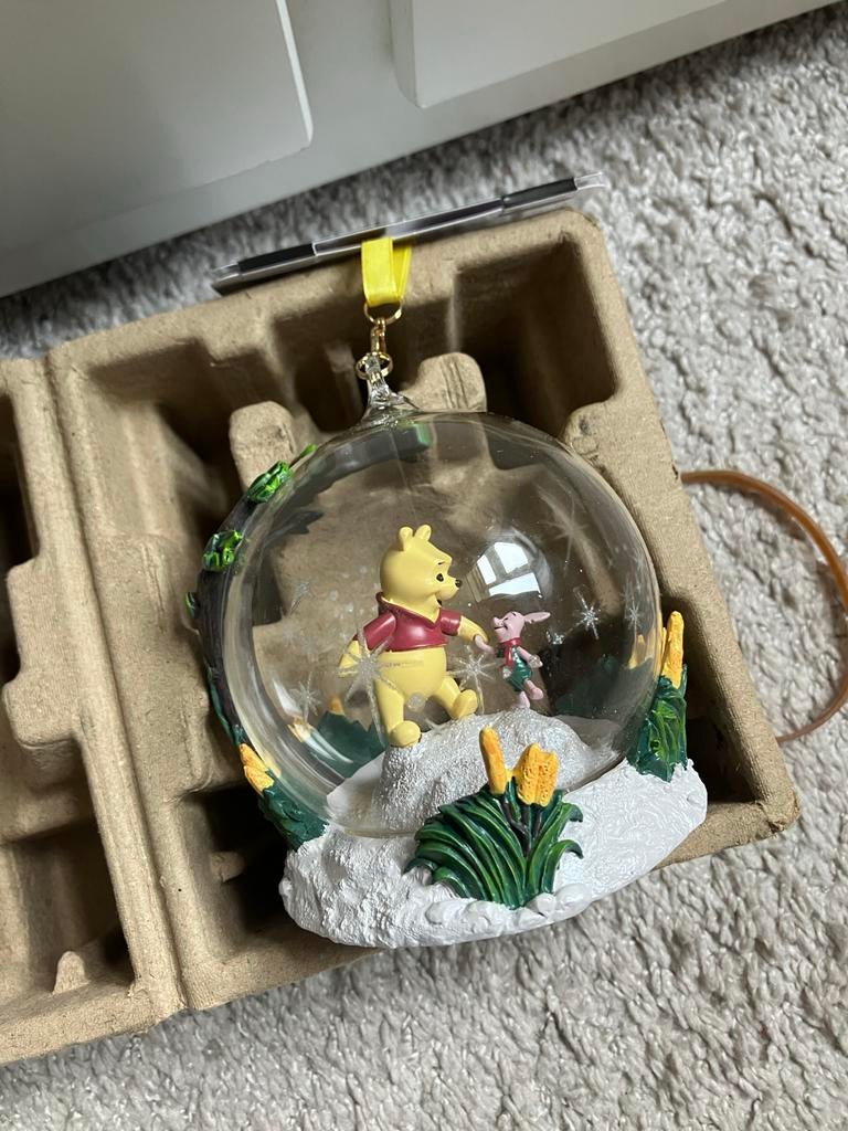 Disney Sketchbook ornament Winnie de Poeh nieuw in doos, Verzamelen, Ophalen of Verzenden, Winnie de Poeh of vrienden, Nieuw, Beeldje of Figuurtje