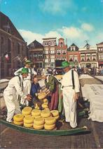 O1 gelopen ansichtkaart alkmaar kaasmarkt, Verzamelen, Ansichtkaarten | Nederland, Ophalen of Verzenden, 1980 tot heden, Gelopen