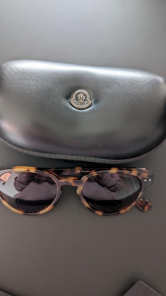Moncler Zonnebril met Panterprint, Zonnebril, Bruin, Zo goed als nieuw, Ophalen