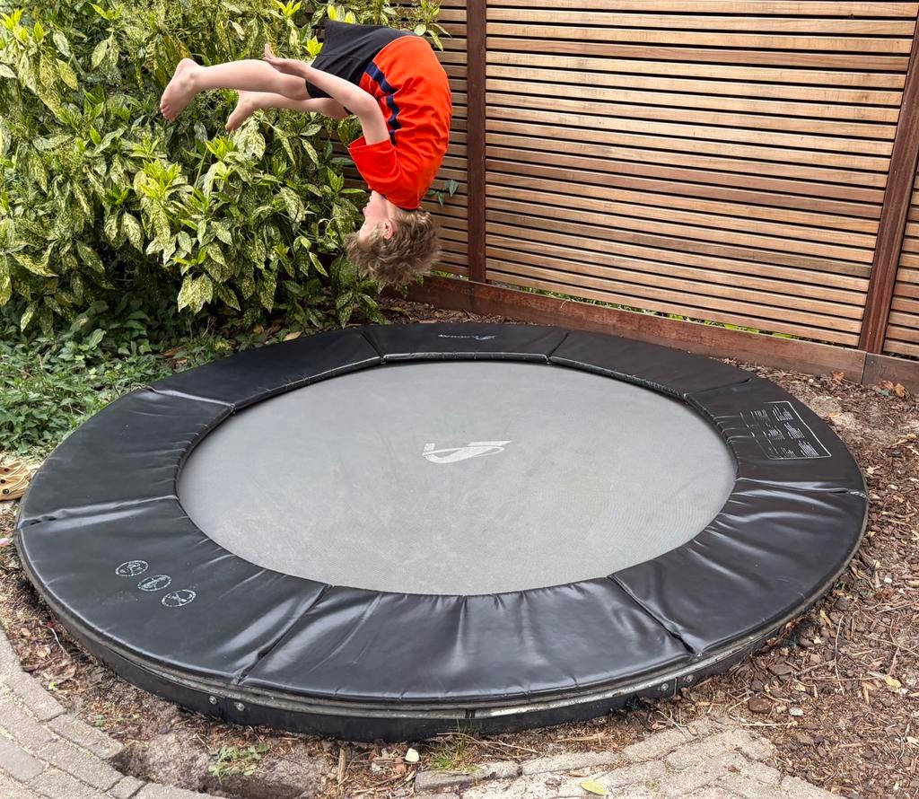 Trampoline Akrobat Primus (pro) ø244 met hoes, Ophalen, Gebruikt