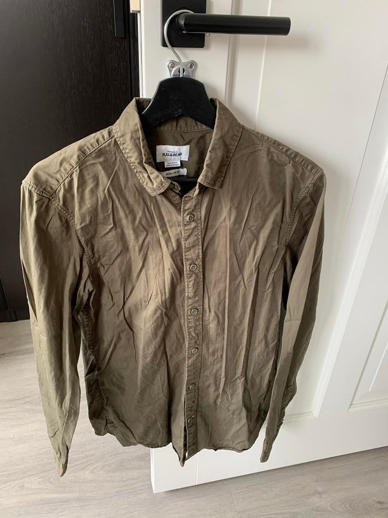 Izgst Legergroen Overhemd  Pull & bear  Mt S, Ophalen of Verzenden, Zo goed als nieuw, Maat 48/50 (M), Groen