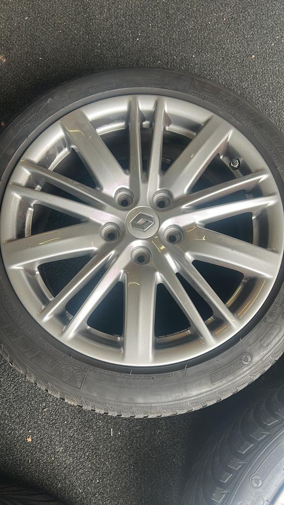 Renault 17 inch velgen Megane, Auto-onderdelen, Banden en Velgen, Velg(en), Winterbanden, 17 inch, 205 mm, Personenwagen, Gebruikt