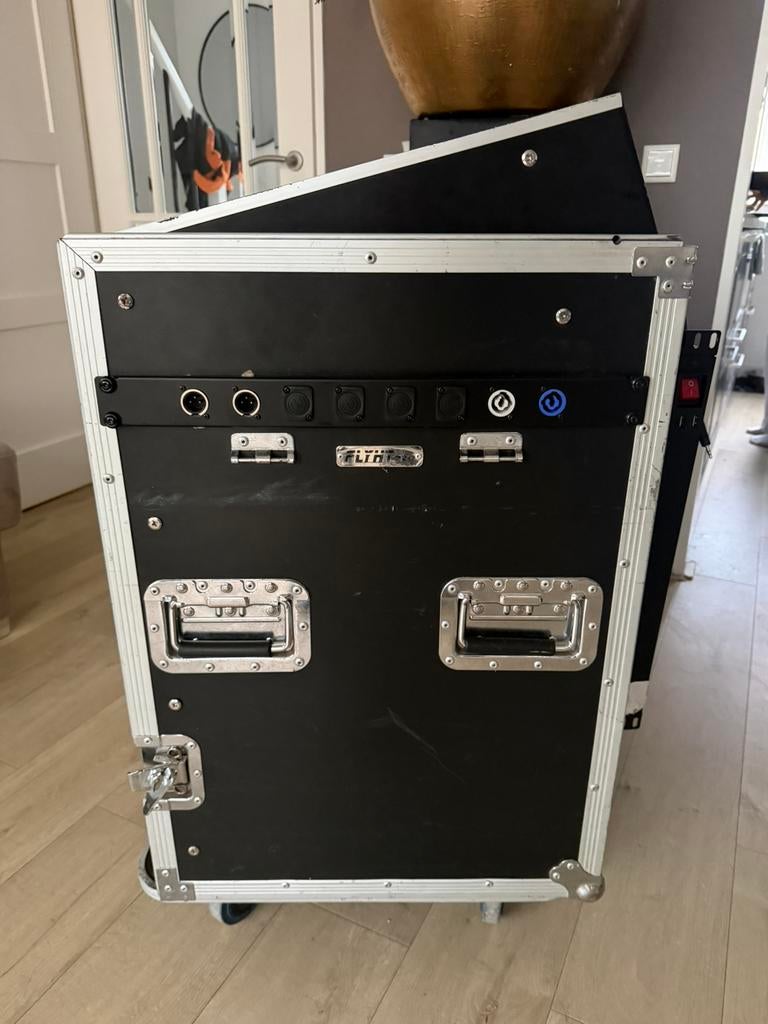Flightcase 19 inch, Muziek en Instrumenten, Behuizingen en Koffers, Ophalen, Gebruikt, Overige instrumenten, Flightcase