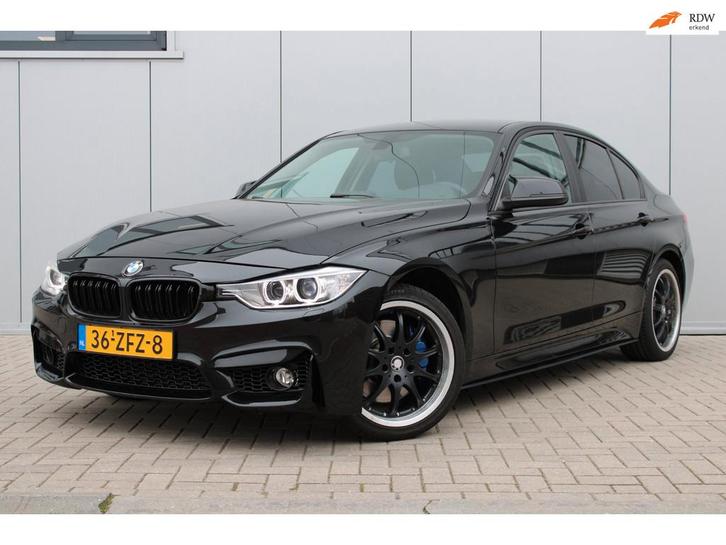 BMW 3-serie 320i M-PACK I AKRAPOVIC I DIGITAAL DASH I LEDER, Auto's, BMW, Bedrijf, Te koop, 3-Serie, ABS, Airbags, Airconditioning