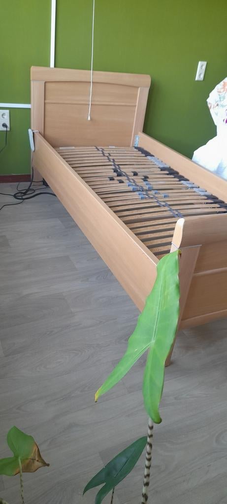 Bed, Ophalen, Gebruikt, 90 cm, Eenpersoons