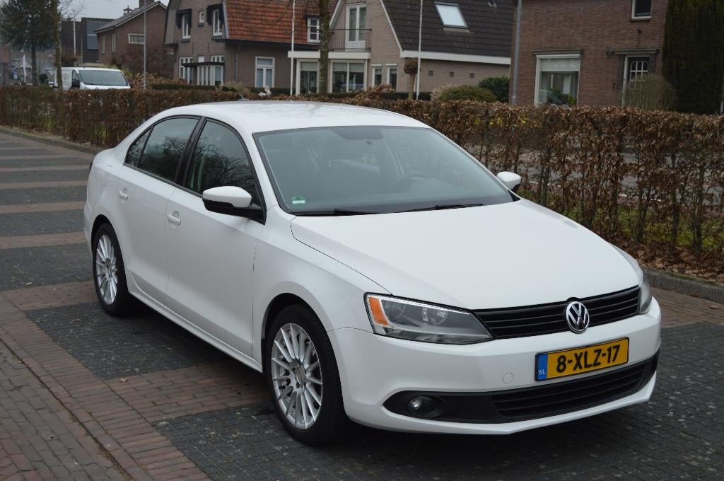 Volkswagen jetta 2012 Wit, 1380 kg, Zwart, Wit, Geïmporteerd