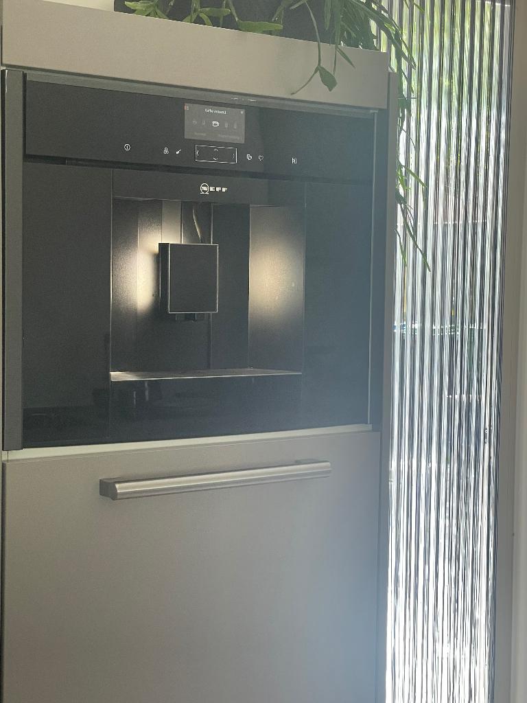NEFF C17KS61G0/09N90 Graphite Grey inbouw koffiemachine wifi, Ophalen, Gebruikt, Overige merken, Koffiebonen