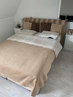 Comfortabel Boxspring Bed - Beige/Bruin Gestreepte Hoofdeind, Ophalen, Gebruikt, Beige, Tweepersoons