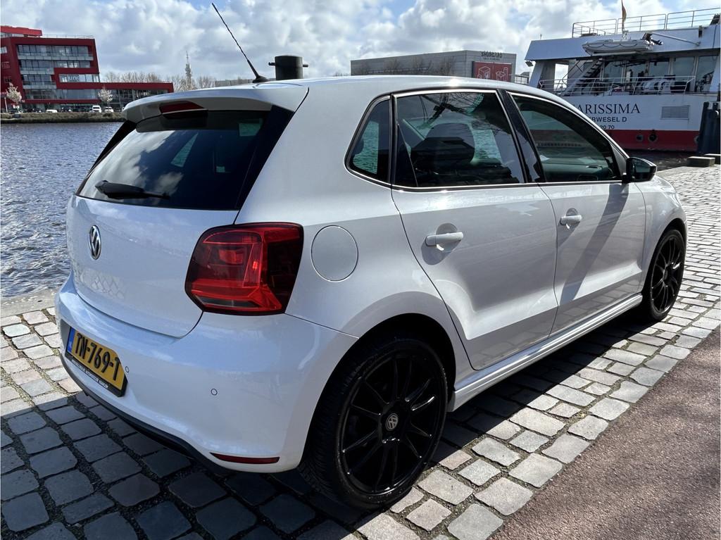 Volkswagen Polo 1.4 TSI BlueGT 5-drs Airco/ECC Leder, Auto's, Volkswagen, Gebruikt, 4 cilinders, 150 pk, 610 kg
