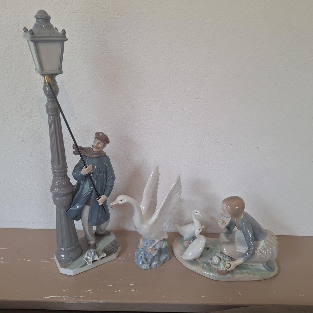 Lladro en NAO beeldjes, Verzamelen, Ophalen of Verzenden, Zo goed als nieuw