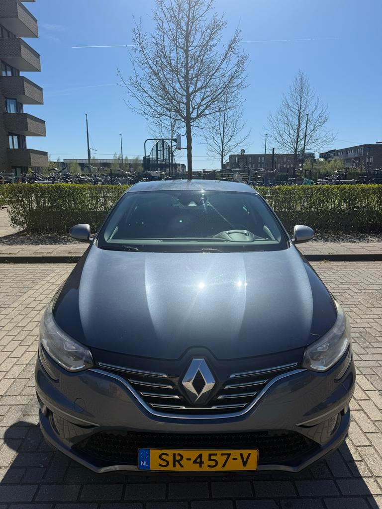 Renault Mégane 1.2 16V 97KW HB 2018 Grijs, Voorwielaandrijving, 4 cilinders, 1650 kg, 132 pk