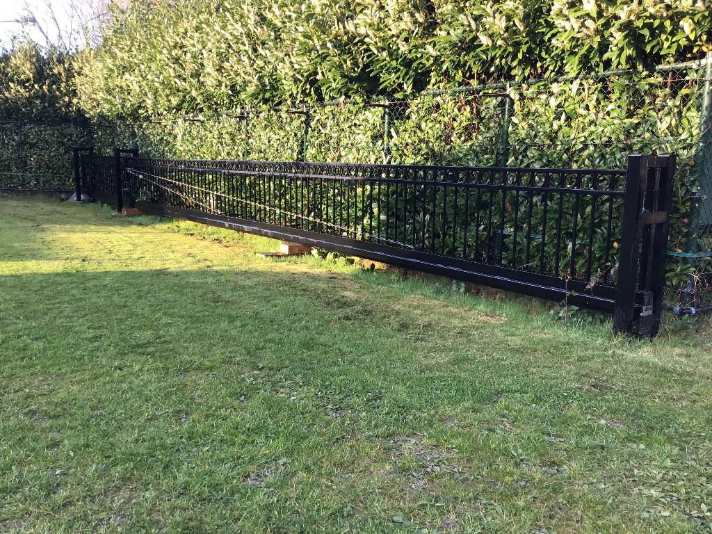 Schuifpoort schuifhek poort sierpoort, Ophalen of Verzenden, Gebruikt, IJzer, Tuinhek