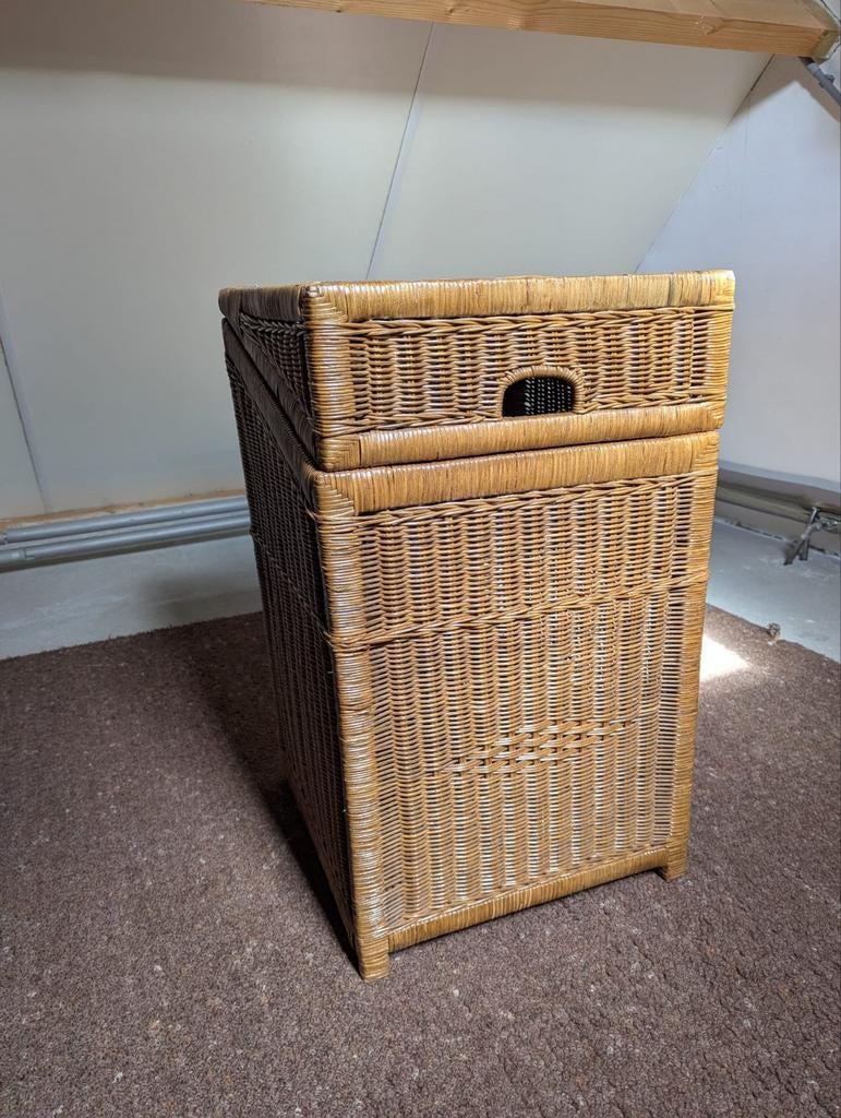 Rieten mand, Ophalen, Gebruikt, Mand, Riet