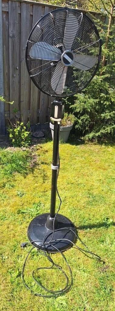 Vintage zwarte statiefventilator - 170 cm hoog, Witgoed en Apparatuur, Ophalen, Gebruikt, Statiefventilator