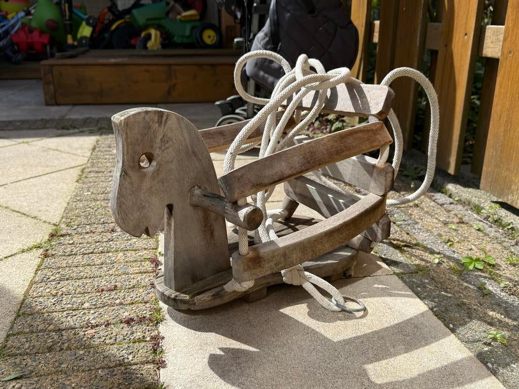 Houten kinder schommel, Ophalen, Gebruikt