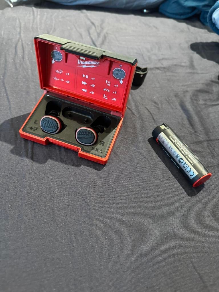 Milwaukee Oortjes, Ophalen, Zo goed als nieuw, C-mondharmonica