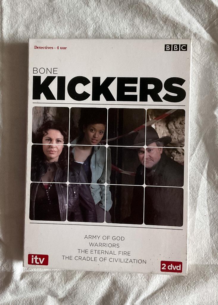 BBC Bone Kickers DVD Box (2 DVD) – 4 history mysteries, Verzenden, Alle leeftijden, Zo goed als nieuw, Boxset