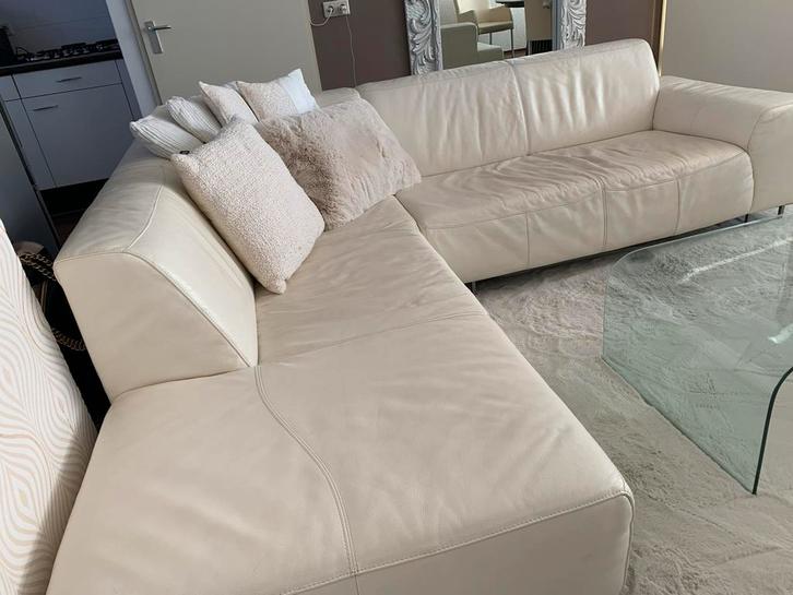 L-vormige leren bank, Huis en Inrichting, Banken | Bankstellen, Gebruikt, Hoekbank, Vierpersoons of meer, 200 tot 250 cm, 75 tot 100 cm