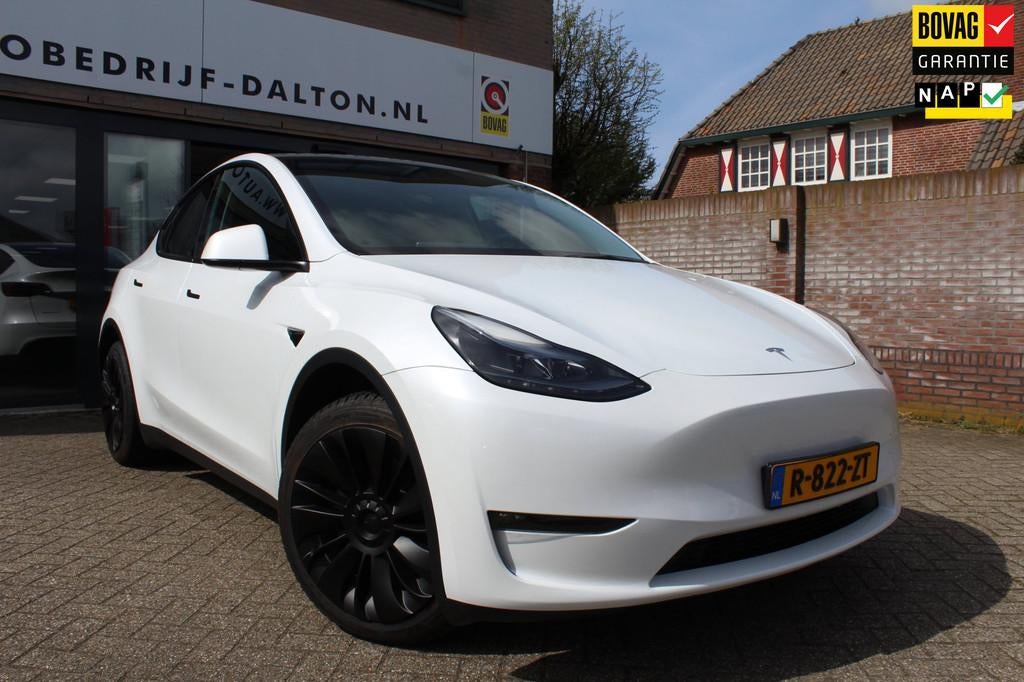 Tesla Model Y Long Range AWD 75 kWh 28/12/'22 AUTOPILOT / 1e, Auto's, Tesla, Automaat, Gebruikt, Zwart, Stoelverwarming