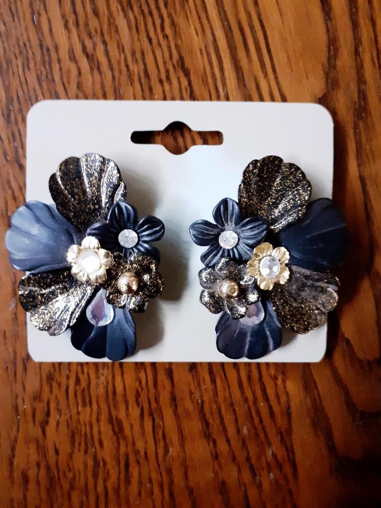 oorbellen knijpers, Overige materialen, Overige kleuren, Ophalen of Verzenden, Zo goed als nieuw