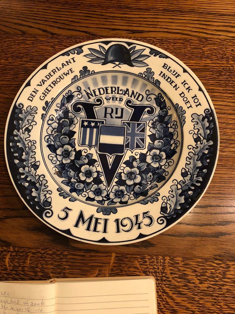 Schotel tgv de bevrijding 5 mei 1945, Maastricht., Ophalen of Verzenden