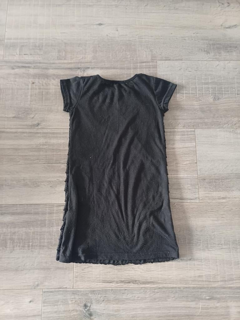 Zwarte glitterjurk, maat 122/128, Ophalen of Verzenden, Zo goed als nieuw, Meisje, Jurk of Rok