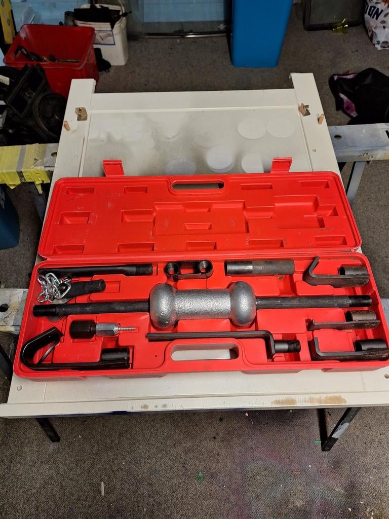 Glijhamer uitdeukset, Ophalen, Zo goed als nieuw