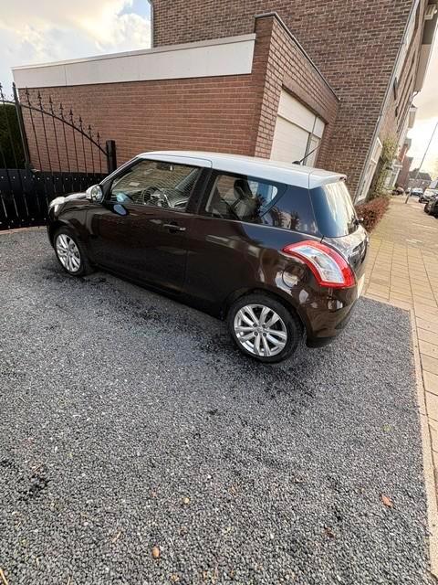 Suzuki Swift 1.2 3-D 2013 Bruin, Auto's, Suzuki, Particulier, Swift, Benzine, B, Hatchback, Handgeschakeld, Geïmporteerd, Bruin