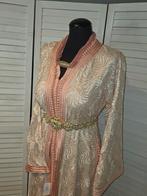 Takshita / Takchita Sari zalmkleurig, Kleding | Dames, Gelegenheidskleding, Maat 38/40 (M), Overige typen, Ophalen of Verzenden