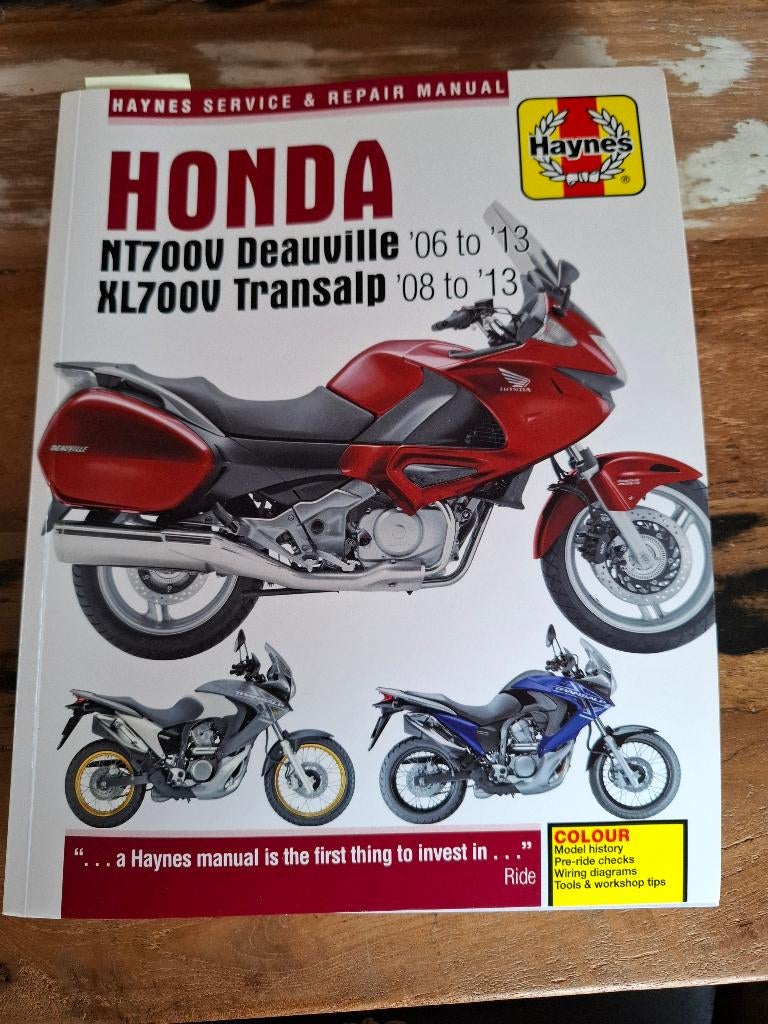 Honda Deauville NT 700V, Motoren, Motoren | Honda, 700 cc, 4 cilinders, Motorrijbewijs A, Particulier