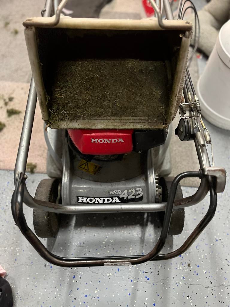 Honda HRB 423 grasmaaier voor onderdelen, Tuin en Terras, Ophalen, Cirkelmaaier, Gebruikt, 40 t/m 49 cm